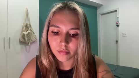 You fav Miss Si online show from March 27, 2026, 2:28 pm