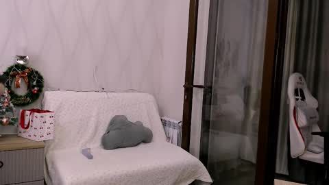 Snapshot of silk_ann chatting on January 6, 2026, 4:27 am silk_ann online show from January 6, 2026, 4:27 am