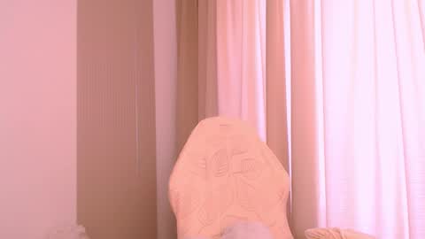 Snapshot of silk_ann chatting on February 20, 2026, 7:10 am silk_ann online show from February 20, 2026, 7:10 am