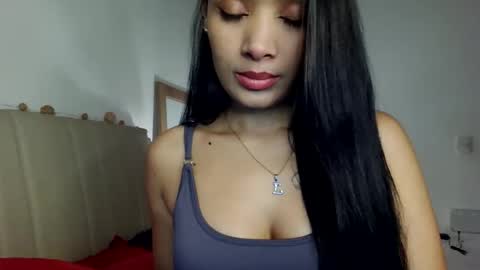 Snapshot of silk_diva chatting on May 1, 2026, 5:12 am maria online show from May 1, 2026, 5:12 am