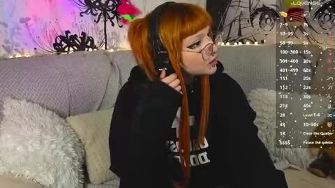 Snapshot of silly_soul chatting on May 30, 2026, 7:44 pm Mia online show from May 30, 2026, 7:44 pm