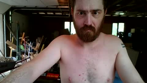 sillypud_d online show from June 10, 2026, 9:03 pm