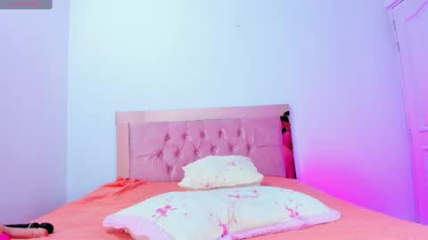 Snapshot of silvana_wenz chatting on January 28, 2025, 3:46 pm Silvana online show from January 28, 2025, 3:46 pm