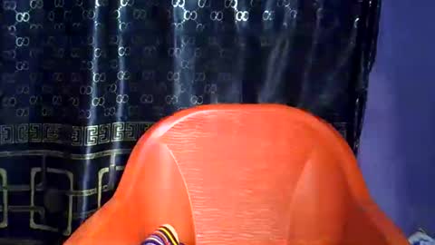 silver baby06 online show from February 4, 2026, 7:31 pm