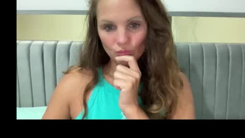 silver_miley online show from October 30, 2025, 10:32 pm