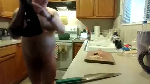 silverdragon70 online show from April 17, 2026, 2:47 am