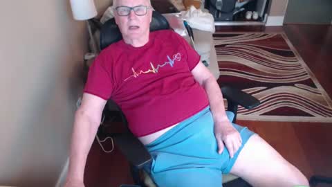 Snapshot of silverfoxmps chatting on March 8, 2025, 9:18 pm silverfox online show from March 8, 2025, 9:18 pm