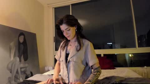 Snapshot of silverhase1 chatting on January 25, 2025, 3:40 am silverhase1 online show from January 25, 2025, 3:40 am