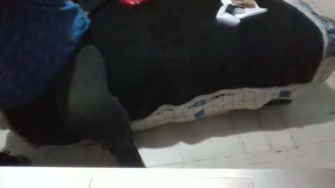 Silverhawk06 online show from December 5, 2025, 4:36 pm