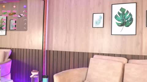 Silvia Stone online show from March 19, 2026, 11:25 am