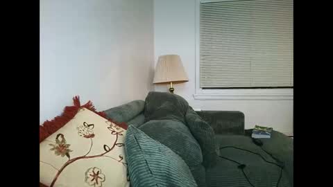 Simin Fox online show from February 7, 2026, 4:27 am