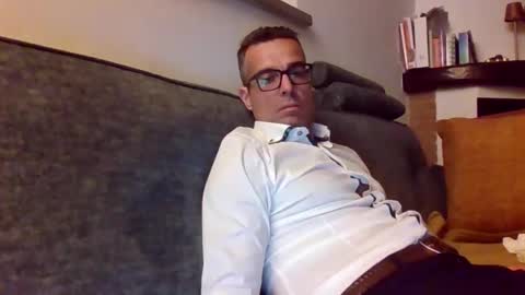 Snapshot of simmeturbate chatting on April 29, 2026, 9:54 pm Italiandaddyitalydickassbottomassholecomshowmasturbatenudeboyitalyatleticcutemuscolarhardcockdickboy online show from April 29, 2026, 9:54 pm