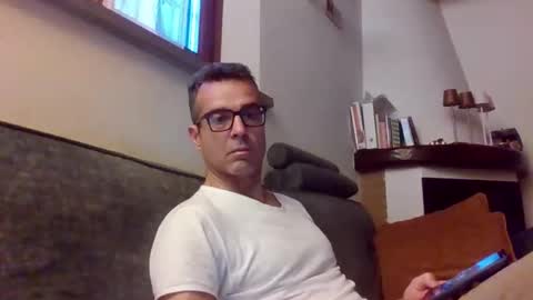 Snapshot of simmeturbate chatting on May 16, 2026, 4:09 am Italiandaddyitalydickassbottomassholecomshowmasturbatenudeboyitalyatleticcutemuscolarhardcockdickboy online show from May 16, 2026, 4:09 am