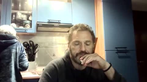 Snapshot of simodav chatting on February 13, 2026, 7:43 pm simodav online show from February 13, 2026, 7:43 pm