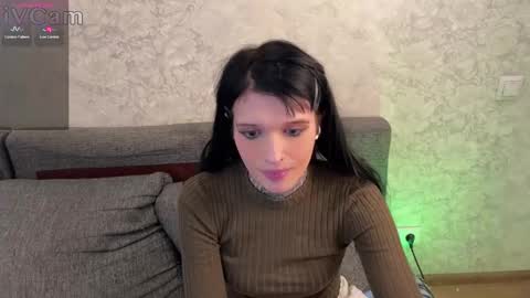 Simona online show from March 2, 2025, 8:05 am