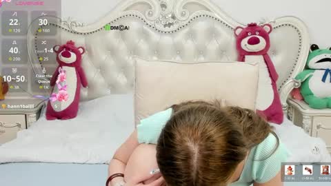 simonastephanie online show from May 12, 2026, 4:37 pm