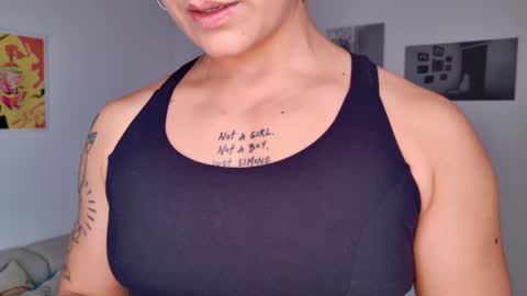 Sim. online show from November 22, 2025, 7:35 pm