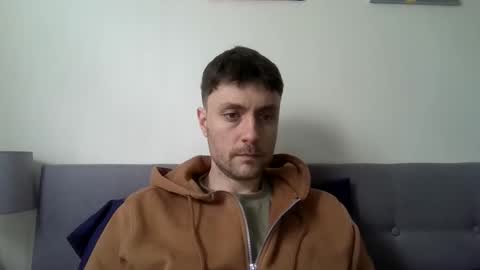 Simonlucy9198 online show from April 19, 2026, 12:04 pm