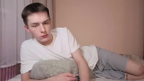 Snapshot of simonsecrett chatting on January 6, 2026, 7:50 pm Simon online show from January 6, 2026, 7:50 pm