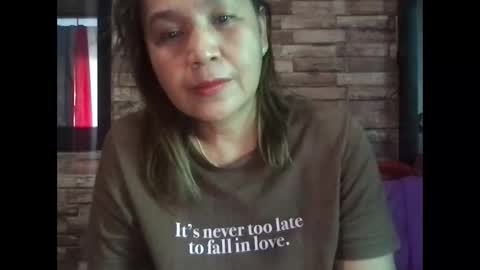 Carolyn online show from December 6, 2024, 11:03 pm