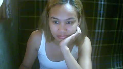 Snapshot of simply__me chatting on February 4, 2026, 9:31 pm simply__me online show from February 4, 2026, 9:31 pm