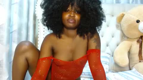 Snapshot of simply_eve1 chatting on October 28, 2025, 1:53 am simply_eve1 online show from October 28, 2025, 1:53 am