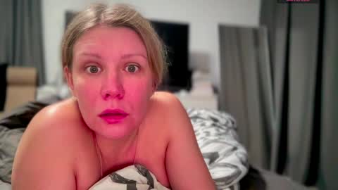 A present for me  online show from April 5, 2026, 9:39 am