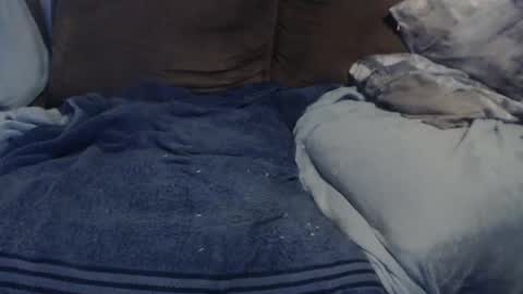 Snapshot of simplyme009 chatting on February 21, 2025, 1:11 pm Simply online show from February 21, 2025, 1:11 pm