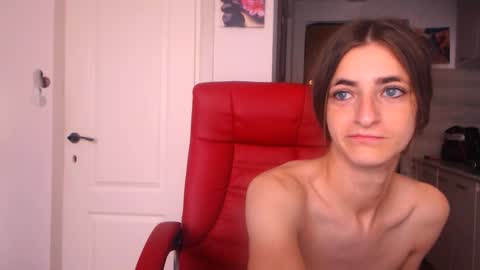 Snapshot of simyhvn chatting on September 20, 2025, 5:19 am simyhvn online show from September 20, 2025, 5:19 am