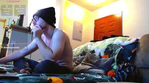 Husky Dad online show from November 2, 2025, 2:03 am