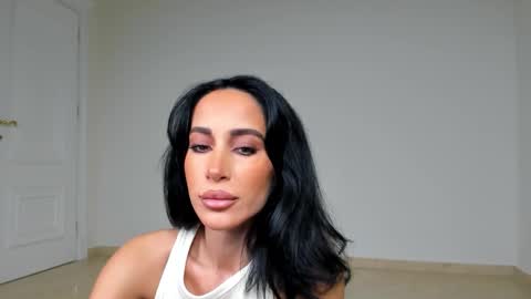 C online show from October 20, 2025, 7:36 pm