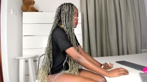 sincerre9_tara online show from January 31, 2025, 8:32 am