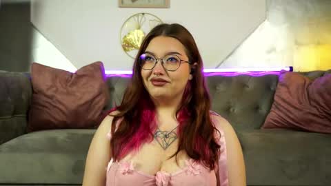 Snapshot of sinfull_angel chatting on June 2, 2026, 4:47 am sinfull angel online show from June 2, 2026, 4:47 am
