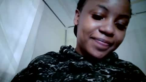 Snapshot of sinfullyyours60 chatting on July 23, 2026, 6:33 am sinfullyyours60 online show from July 23, 2026, 6:33 am
