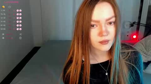 Snapshot of sinfulsmile_ chatting on January 18, 2026, 5:11 am Ivy online show from January 18, 2026, 5:11 am