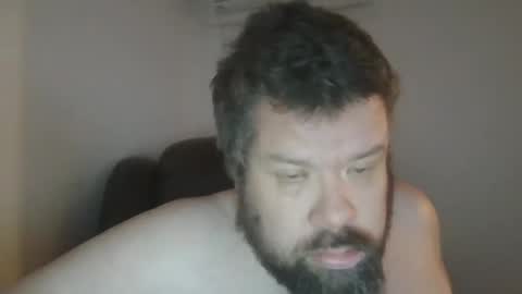 Snapshot of singledude_69 chatting on December 17, 2024, 11:06 am SingleDude 69 online show from December 17, 2024, 11:06 am