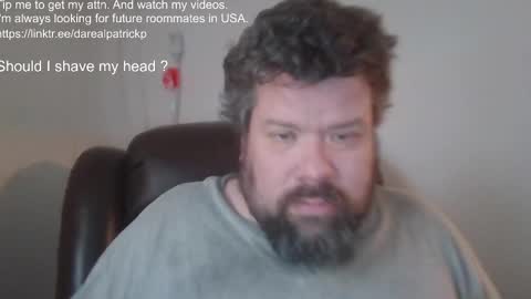 Snapshot of singledude_69 chatting on October 31, 2025, 6:31 pm SingleDude 69 online show from October 31, 2025, 6:31 pm