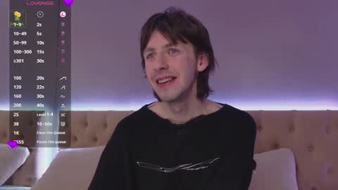 WARREN online show from November 18, 2025, 4:28 am