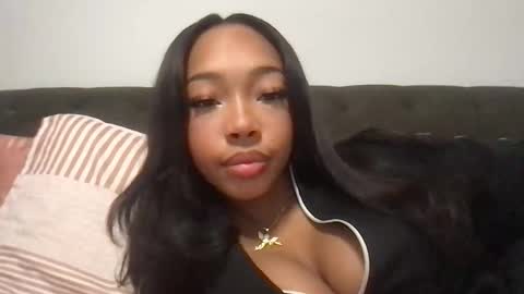 Snapshot of sinn3er chatting on December 16, 2025, 4:39 am sinn3er online show from December 16, 2025, 4:39 am