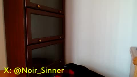 Snapshot of sinnernoir chatting on April 24, 2026, 4:42 pm My Name Is..............................John online show from April 24, 2026, 4:42 pm