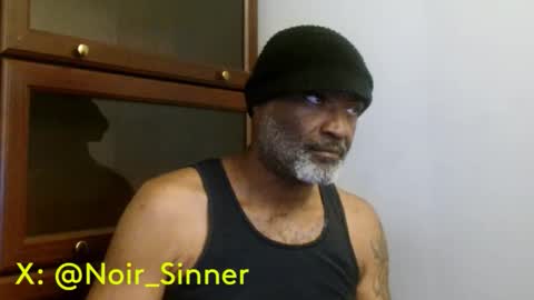 Snapshot of sinnernoir chatting on May 7, 2026, 4:07 am My Name Is..............................John online show from May 7, 2026, 4:07 am