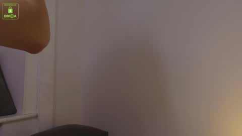 MARK online show from December 4, 2025, 3:43 pm