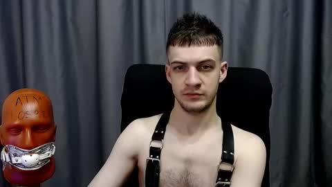 Sir Damien online show from November 9, 2025, 3:27 am