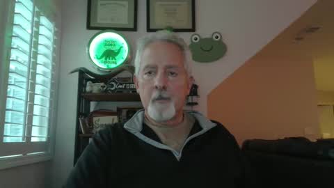 Snapshot of sir_lust_alot chatting on October 12, 2025, 9:36 pm Don Roberto online show from October 12, 2025, 9:36 pm