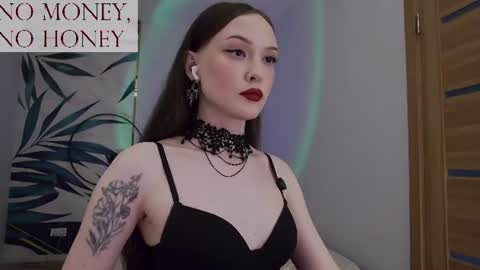 Snapshot of sirenaswhisper chatting on July 10, 2026, 3:11 am Goddess Sirena online show from July 10, 2026, 3:11 am