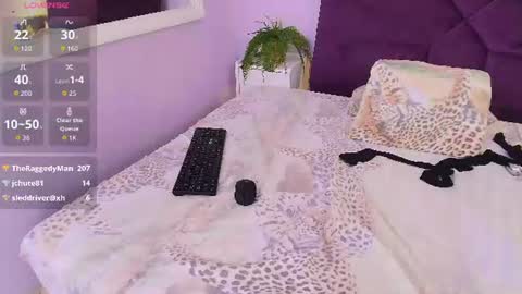 Snapshot of sirenyrouss chatting on July 3, 2026, 8:10 am sirenyrouss online show from July 3, 2026, 8:10 am