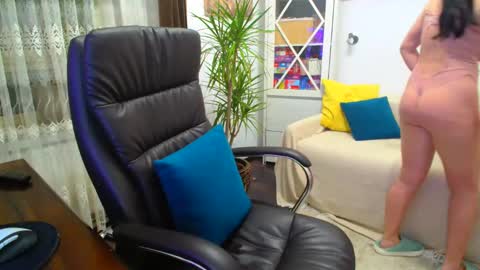 Amasha11 online show from January 22, 2025, 6:10 pm