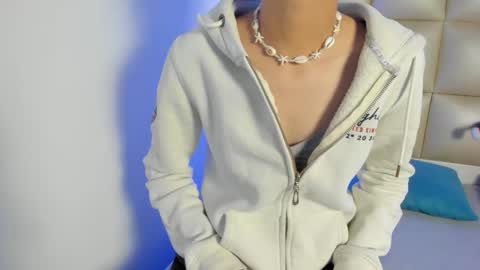 sirio_js online show from December 15, 2025, 3:22 am