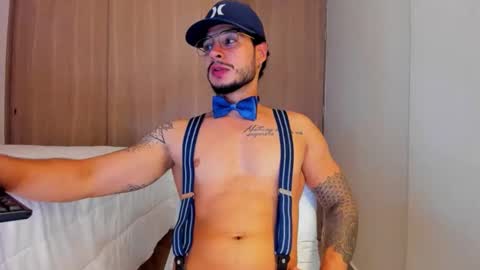 Call me papi online show from December 17, 2025, 4:29 am