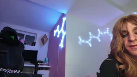sissycdnatasha online show from May 9, 2026, 9:14 am